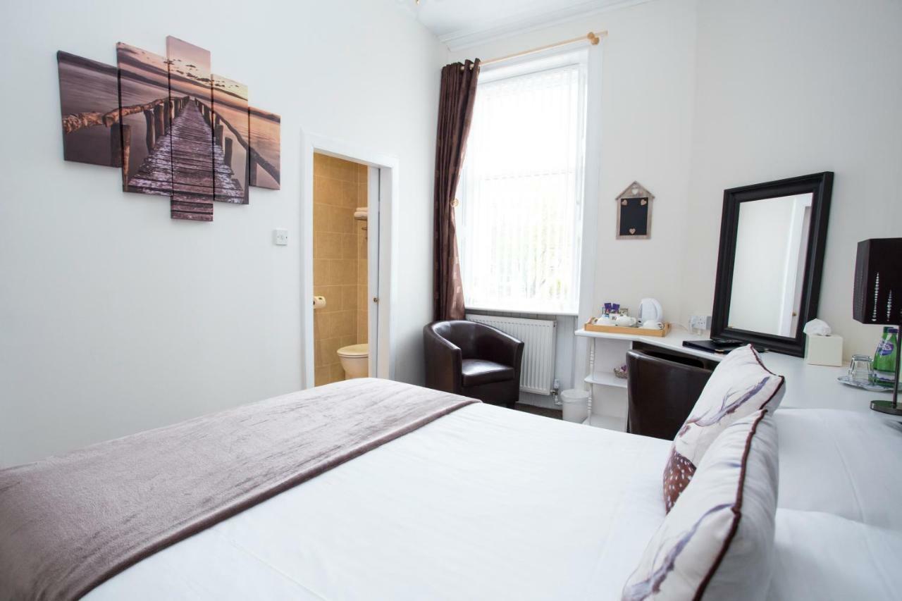 26 The Crescent - Guest House Ayr Kültér fotó